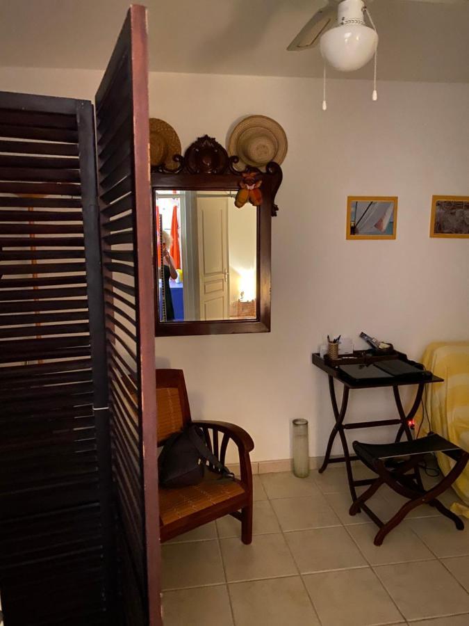 Appartement Les Hibiscus à Sainte-Luce Extérieur photo